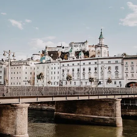 Skyloft Salzburg - Zwischen Stadt, Bergen & Seen