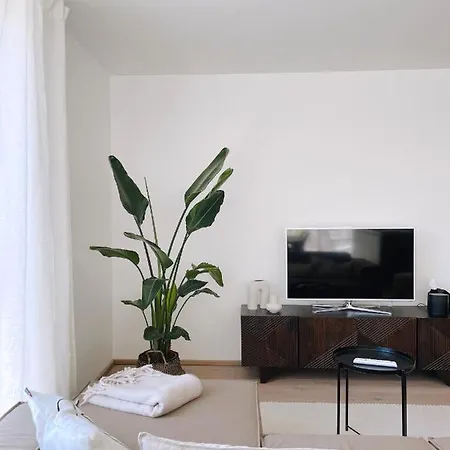 Apartment Skyloft Salzburg – Zwischen Stadt, Bergen&Seen Koppl