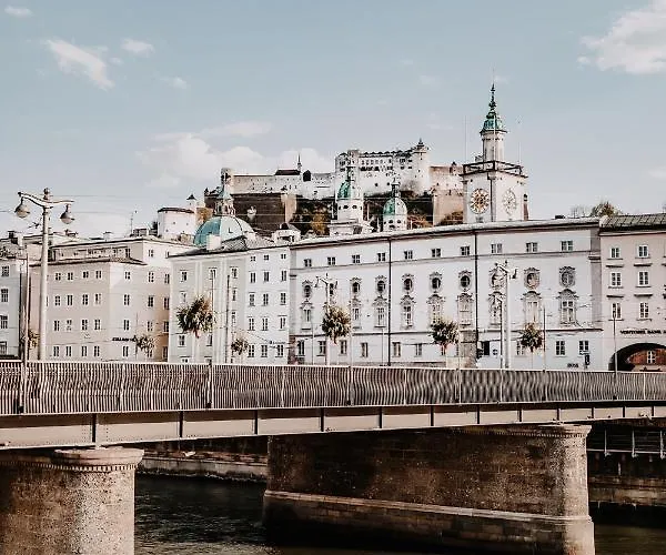 Skyloft Salzburg - Zwischen Stadt, Bergen & Seen