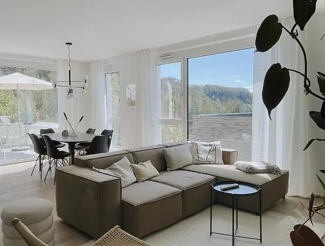 Skyloft Salzburg - Zwischen Stadt, Bergen & Seen 아파트 *